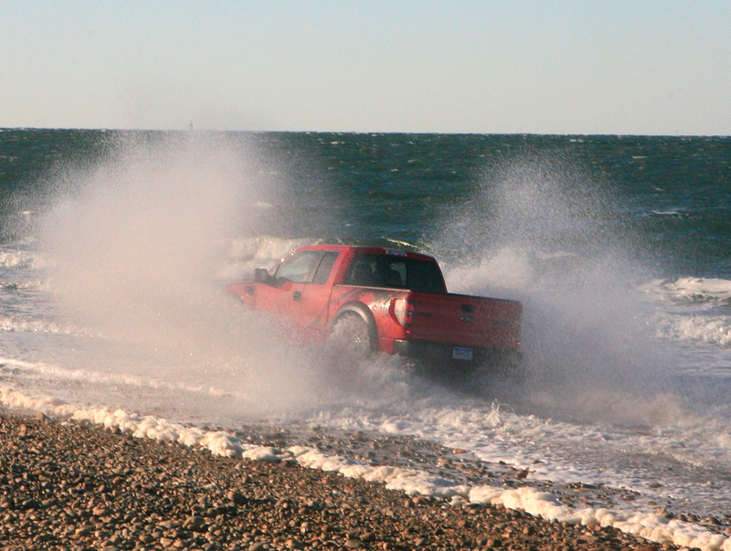 Illustration for article titled Hooning The Ford Raptor